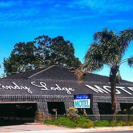 Lindy Lodge Motel Adelaide Exterior photo